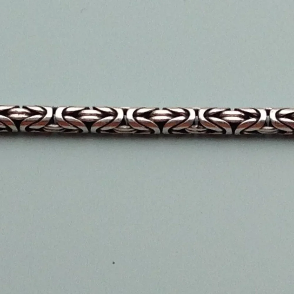 Sterling Silver 925 Byzantine Bracelet  w Barrel Clasp 7.5